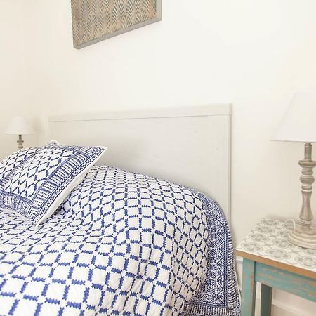 Lovelystay - Cosy Bairro Alto Duplex Lisbon Exterior photo