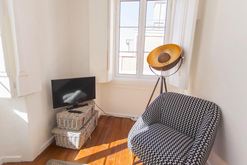 Lovelystay - Cosy Bairro Alto Duplex Lisbon Exterior photo